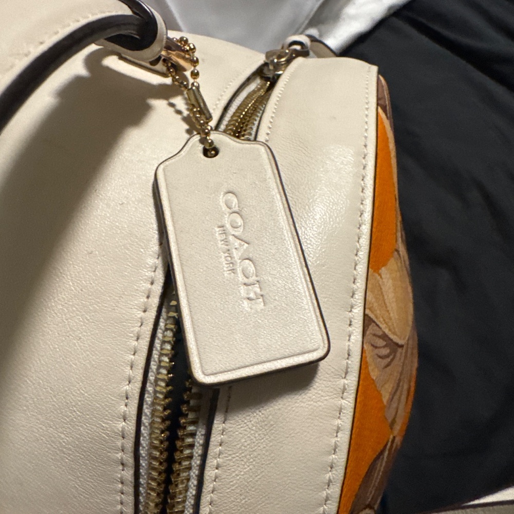 Coach Backpack - Picture 3 of 5